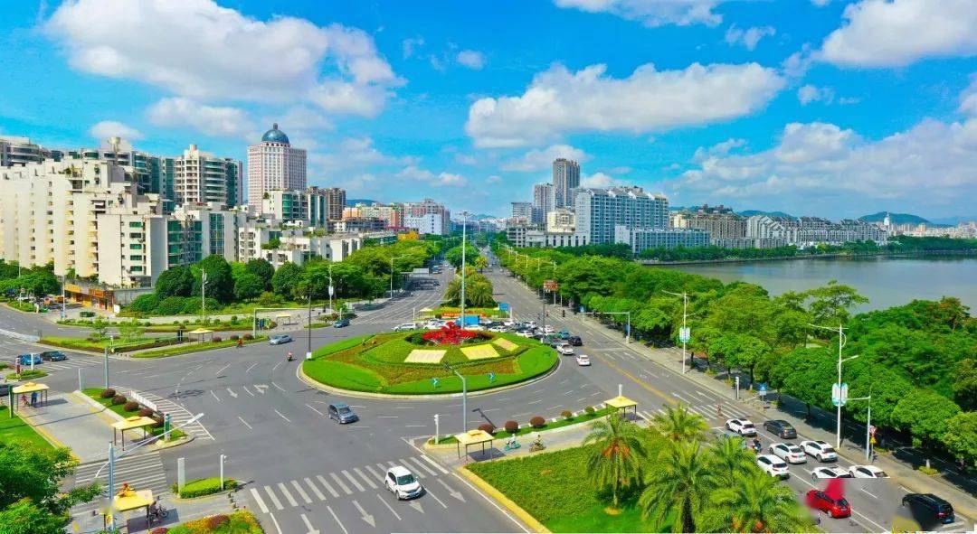 肇慶張小芹的最新勵志故事，自信與成就之光的蛻變旅程